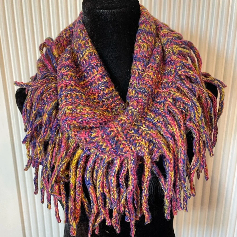 Colorful Fringe Infinity Scarf - Picture 4 of 5